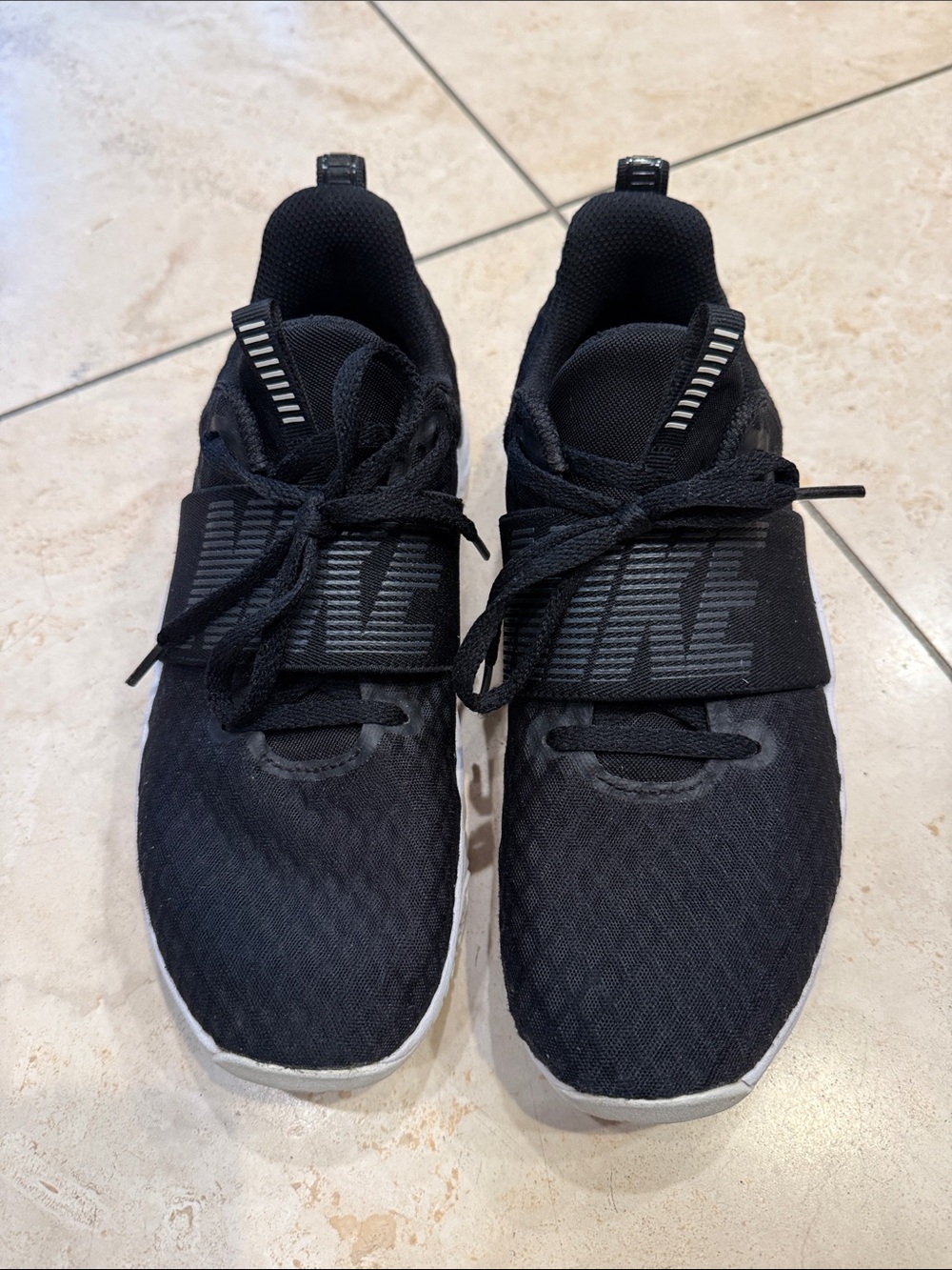 Nike Women's Black & White Strap Lace-up Sneakers